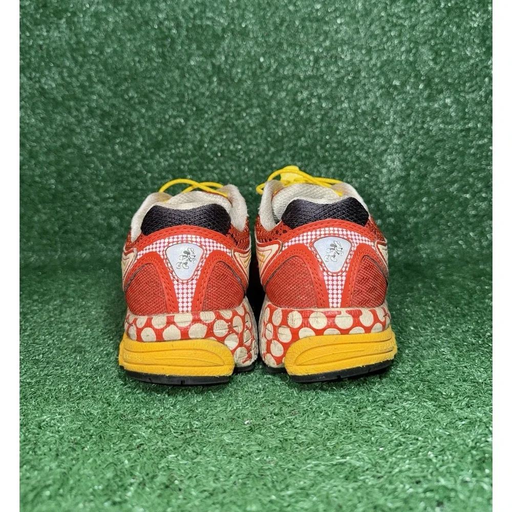 New Balance run disney